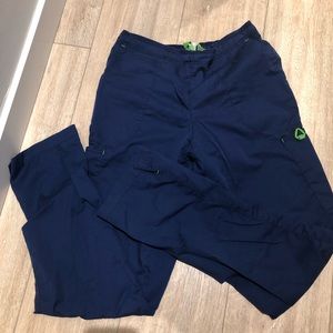 Scrub pants like new